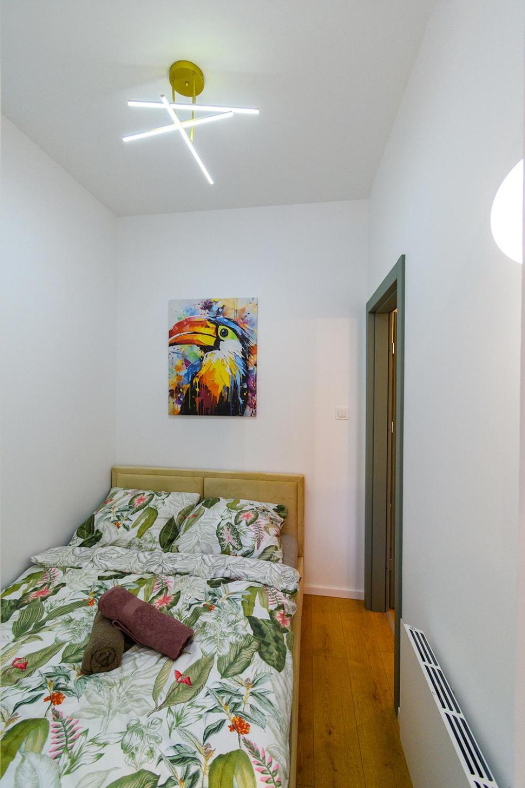 Apartament Pod Wieza 2 Валбжих Экстерьер фото